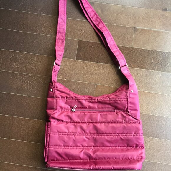Lug Femmes Puffer Grand Satchel Bandoulière Sac à main CERISE Nylon EUC - Picture 1 of 3